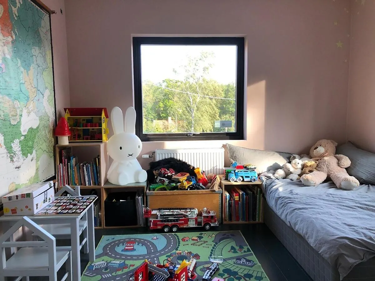 Modern Villa Near City With 4 Bedrooms 斯德哥尔摩